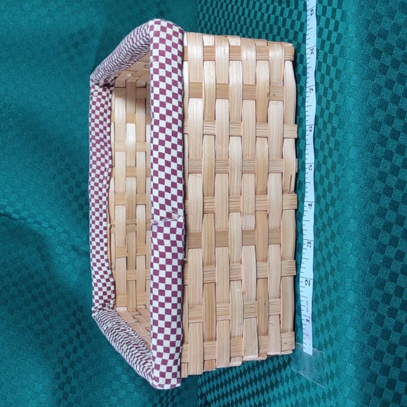 Set of 2 Wicker Christmas Baskets - Picture 3 of 5